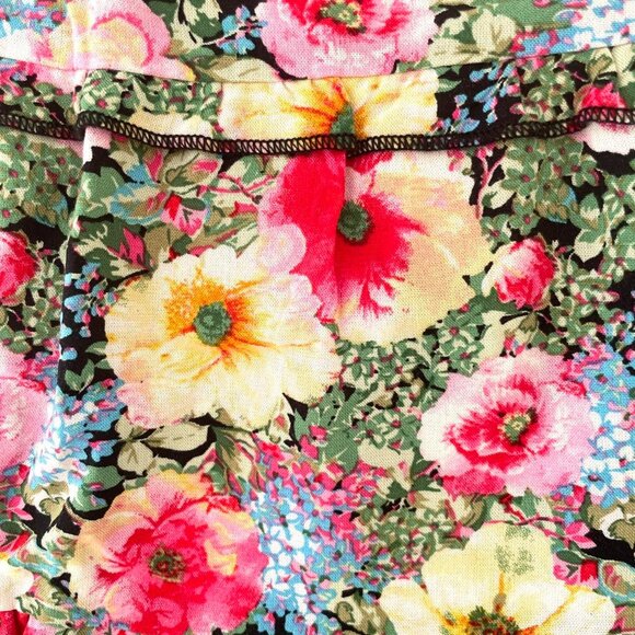 Floral ruffled mini skirt - Picture 2 of 3